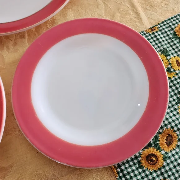 Pyrex plates - Picture 6 of 6